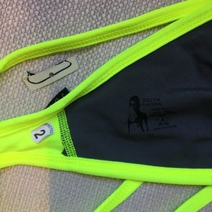 NWT Jolyn Vent top [XL]